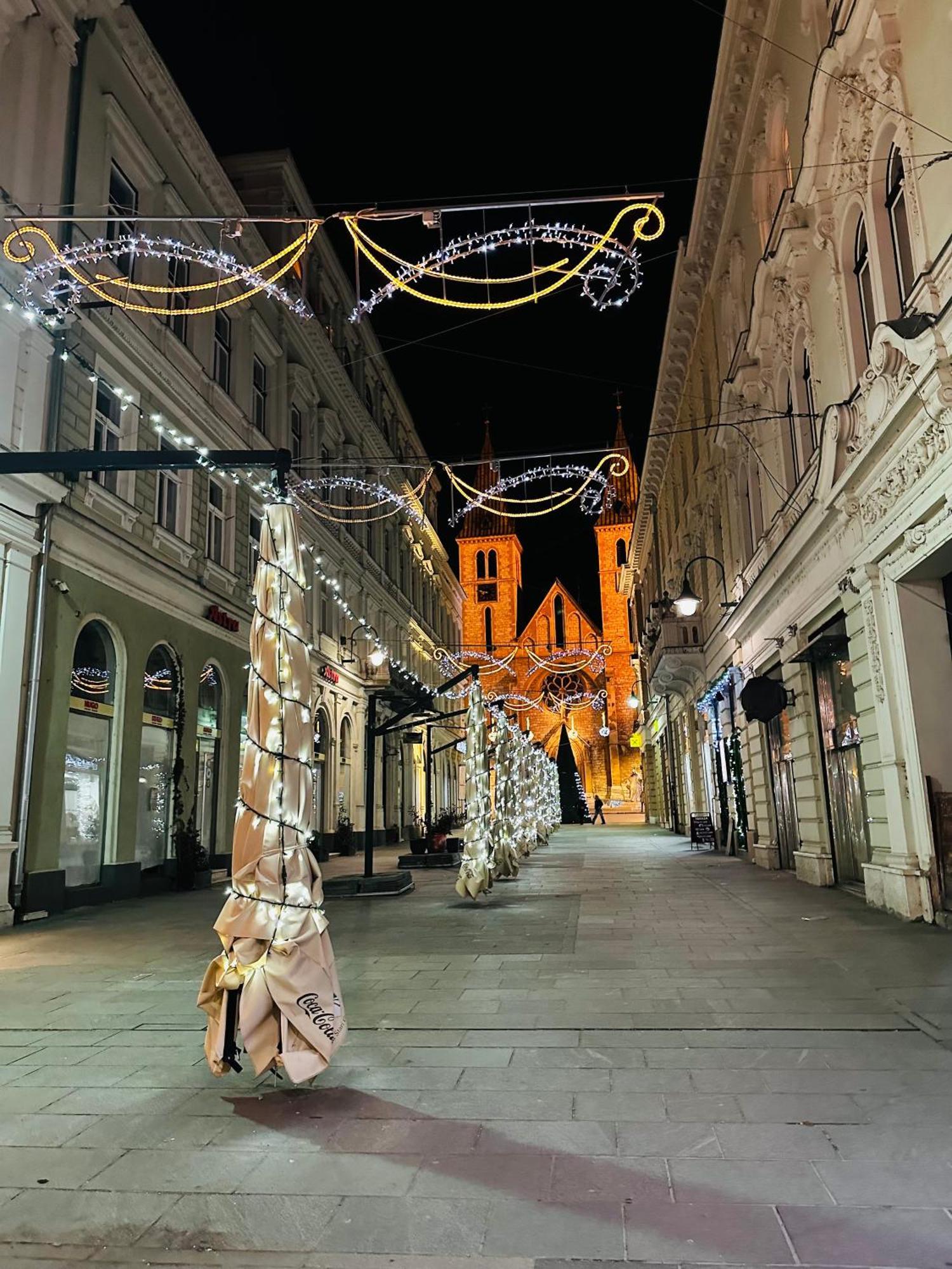 Golden Soul With Garage Parking Sarajevo